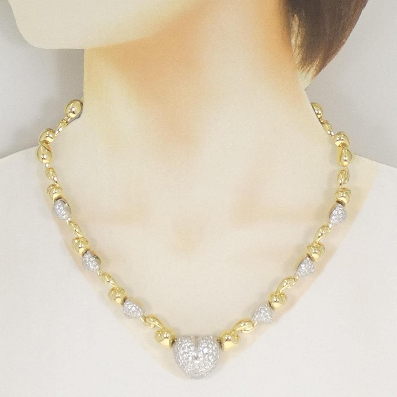 750YG/750WG ダイヤモンド ネックレス 7.07CT