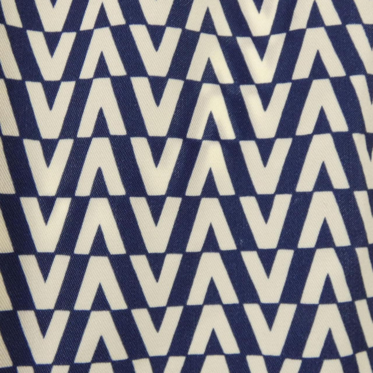 ヴァレンティノ VALENTINO パンツ