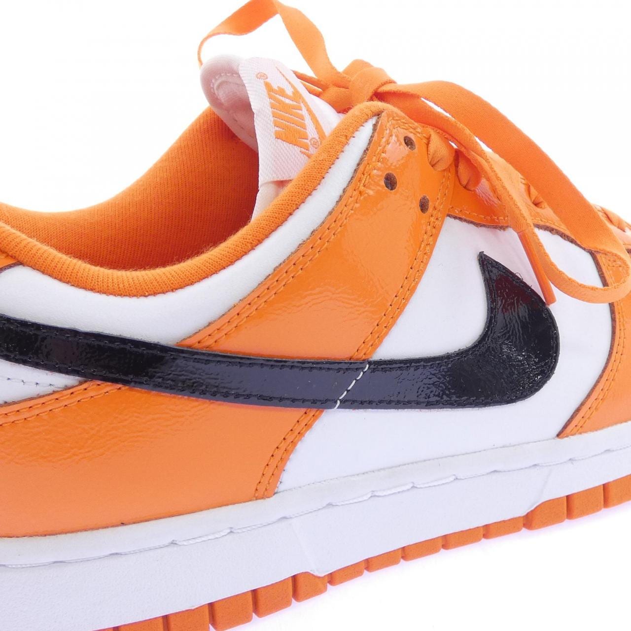 ナイキ NIKE DJ9955-800 スニーカー