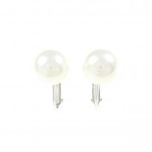 Akoya pearl earrings