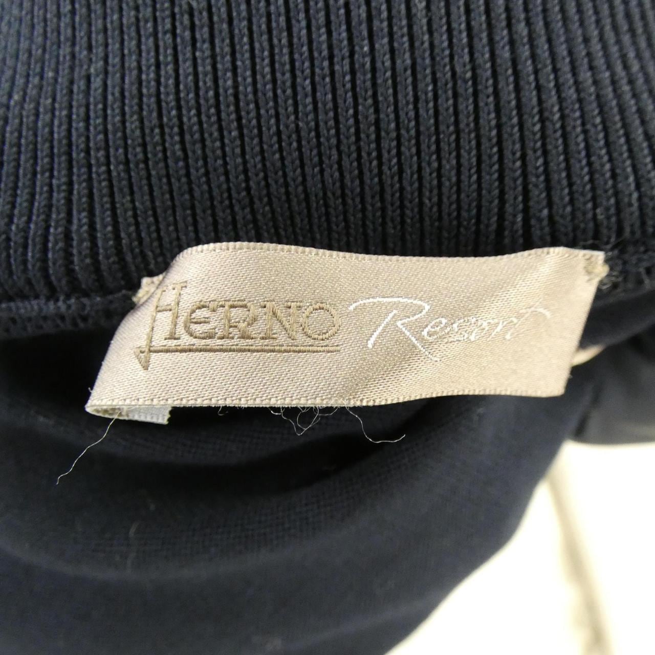 ヘルノ Herno ブルゾン