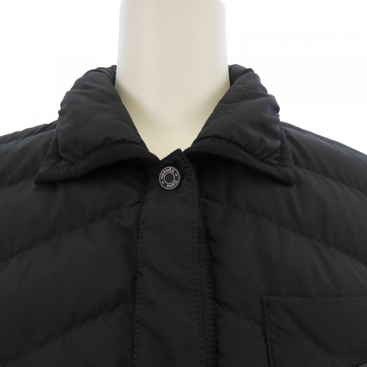 エルメス HERMES カルトゥッシュ クルードセル 4H0168DR ダウンジャケット