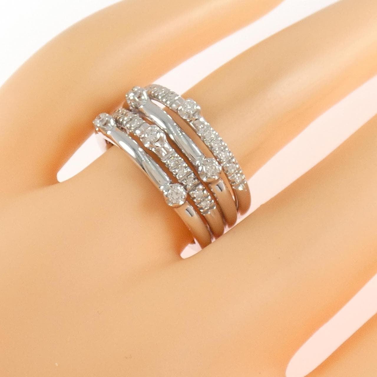 K18WG ダイヤモンド リング