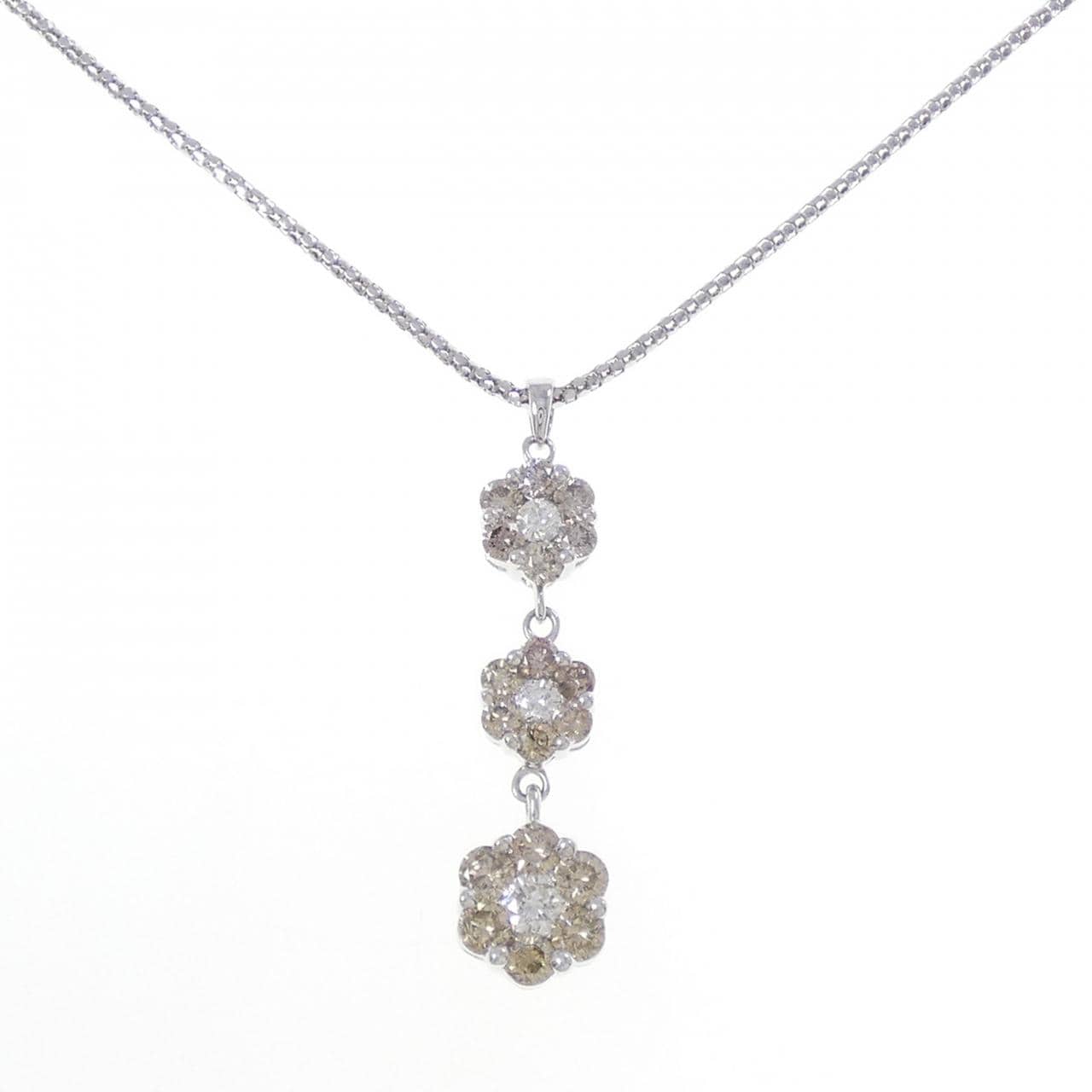 K18WG フラワー ダイヤモンド ネックレス 1.95CT