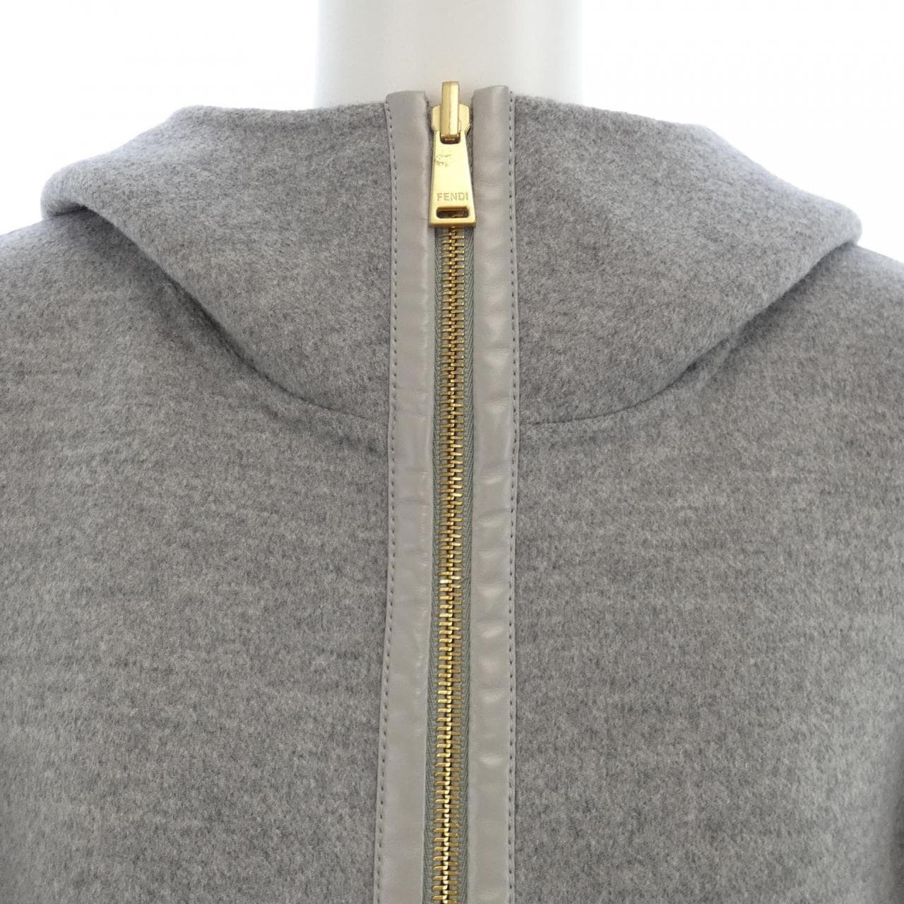 フェンディ FENDI FFモチーフ　 FJ6993 A5HD ジャケット
