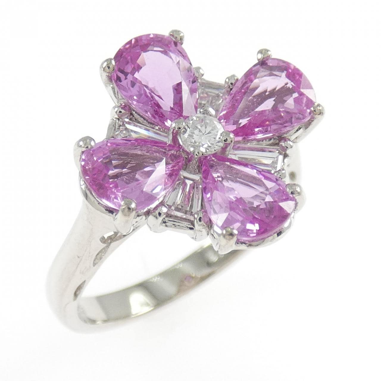 K18WG フラワー サファイヤ リング 2.96CT