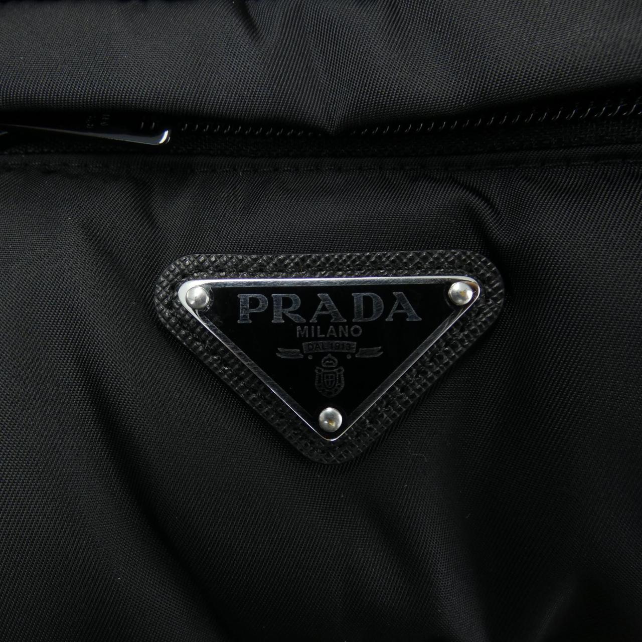 プラダ PRADA ダウンジャケット