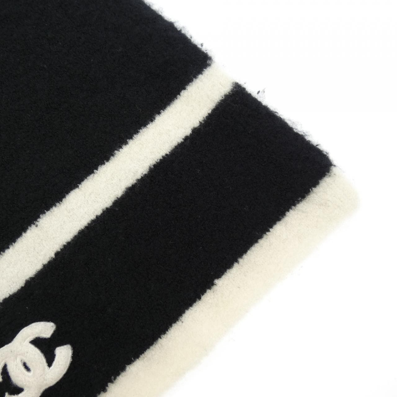 シャネル CHANEL AAB705B23057 MUFFLER