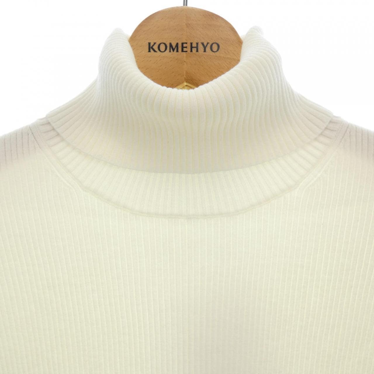 セオリーリュクス Theory luxe 03-3401723 ニット