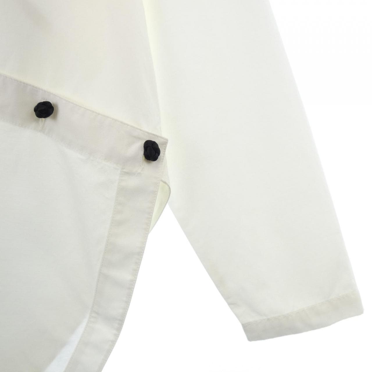 ジェイダブルアンダーソン J.W.ANDERSON 37-01-81-0116 シャツ