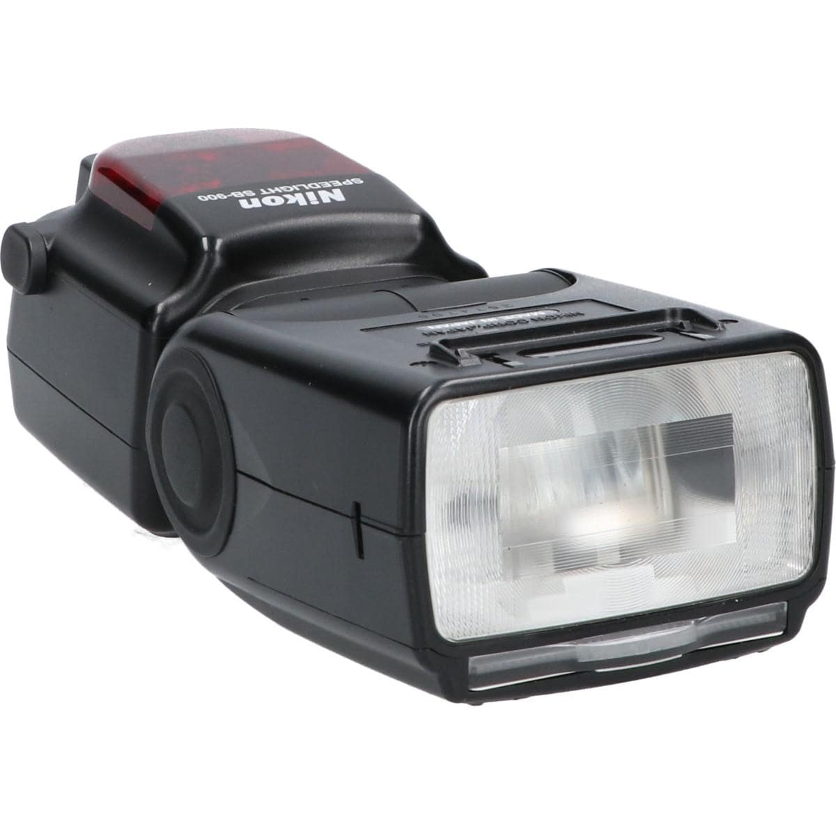 SB-900