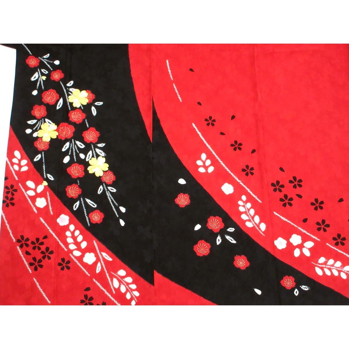 振袖　友禅加工刺繍入り　絞り加工　身幅２Ｌ寸
