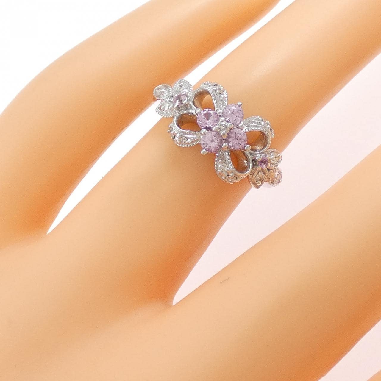 K18WG フラワー サファイヤ リング