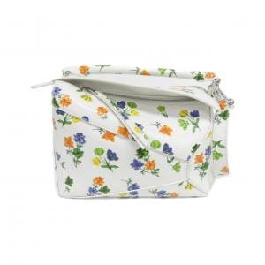 ロエベ PUZZLE EDGE FLOWER SMALL A510P60X29 バッグ
