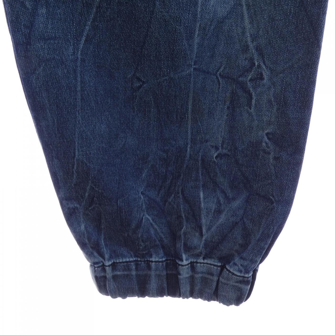 ディーゼル DIESEL ジーンズ