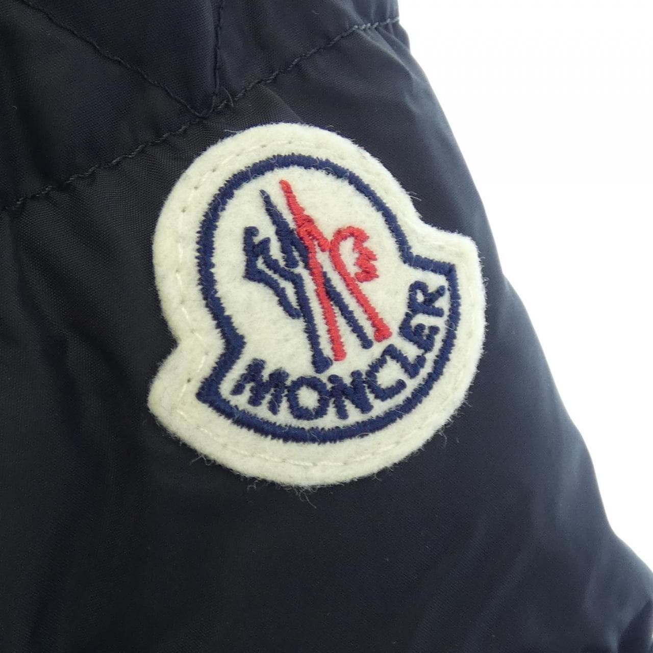 モンクレール MONCLER ダウンジャケット