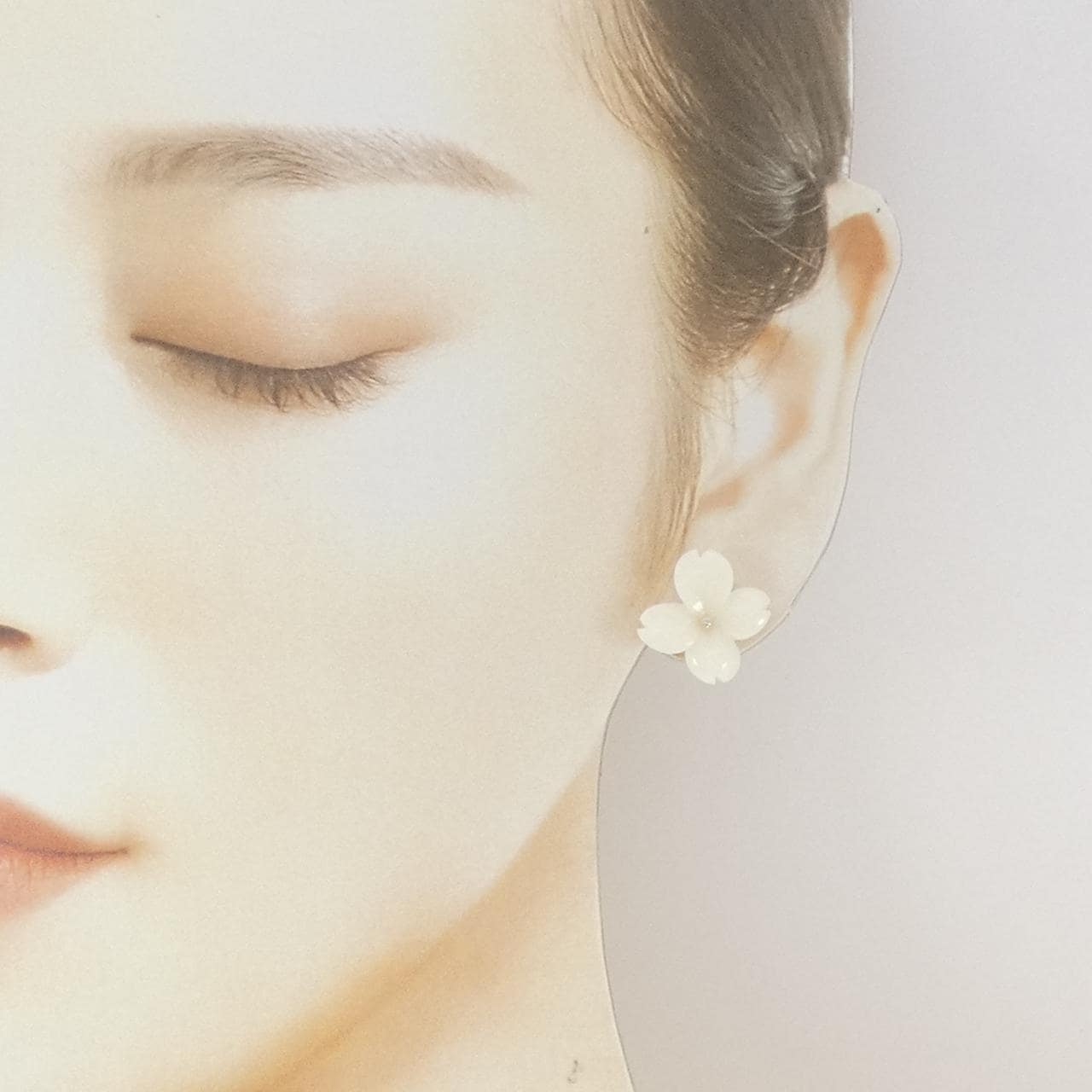 K18YG フラワー サンゴ ピアス