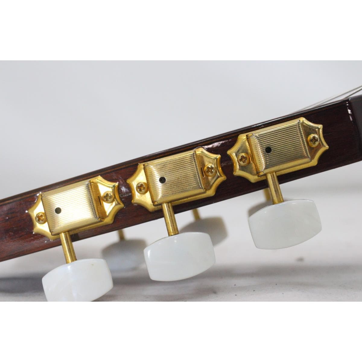 ＯＲＶＩＬＬＥ　ＣＨＥＴ　ＡＴＫＩＮＳ　ＣＥ