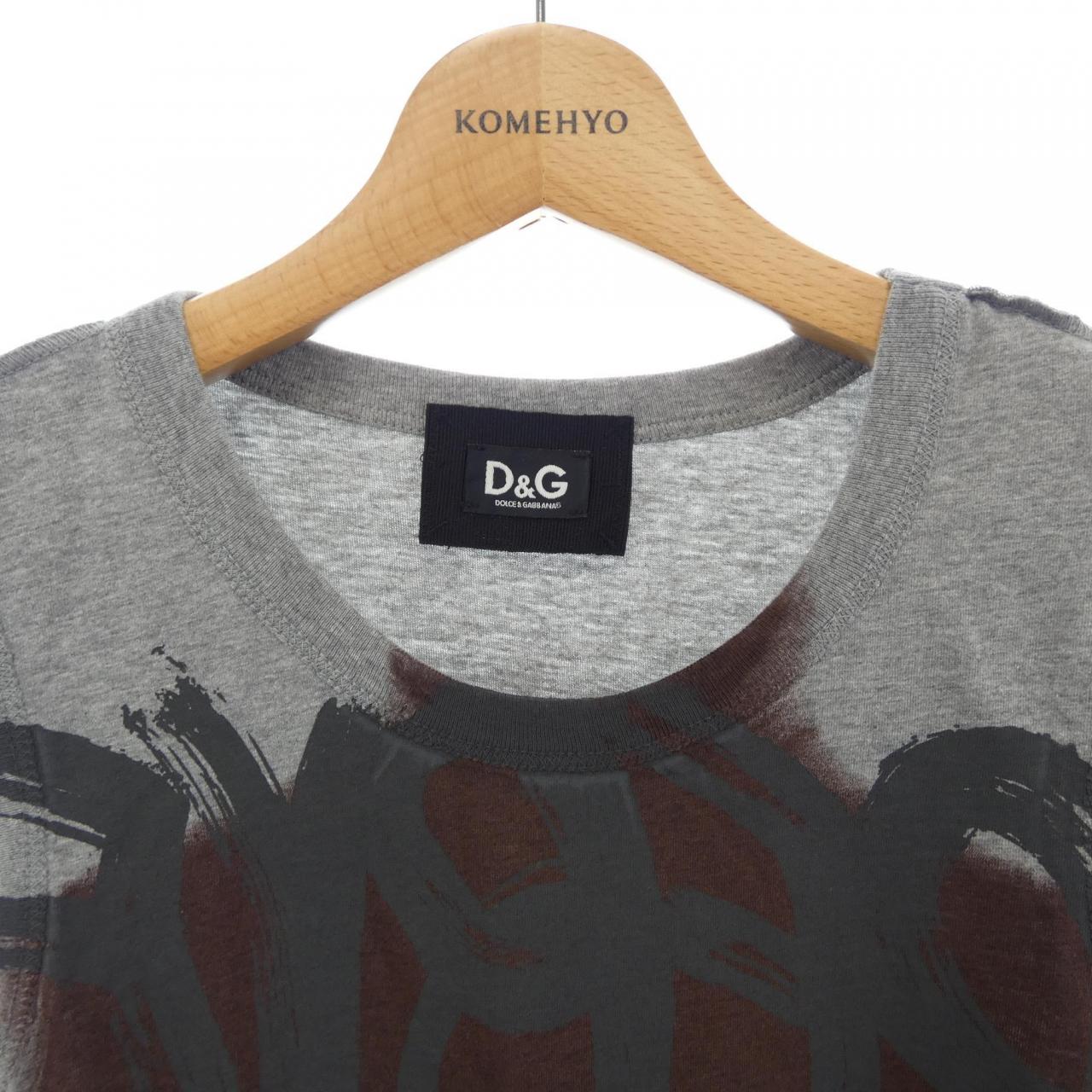 ディーアンドジー D&G トップス