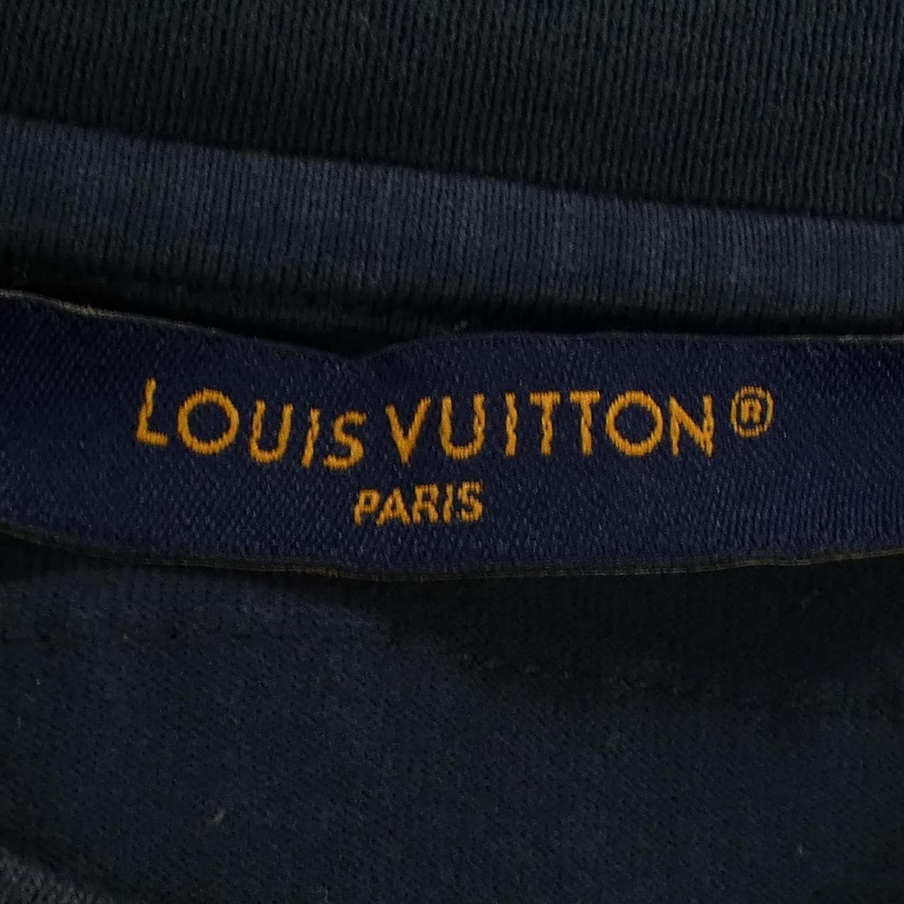 ルイヴィトン LOUIS VUITTON エンボスLVコットンTシャツ HNY55WDT3 Tシャツ
