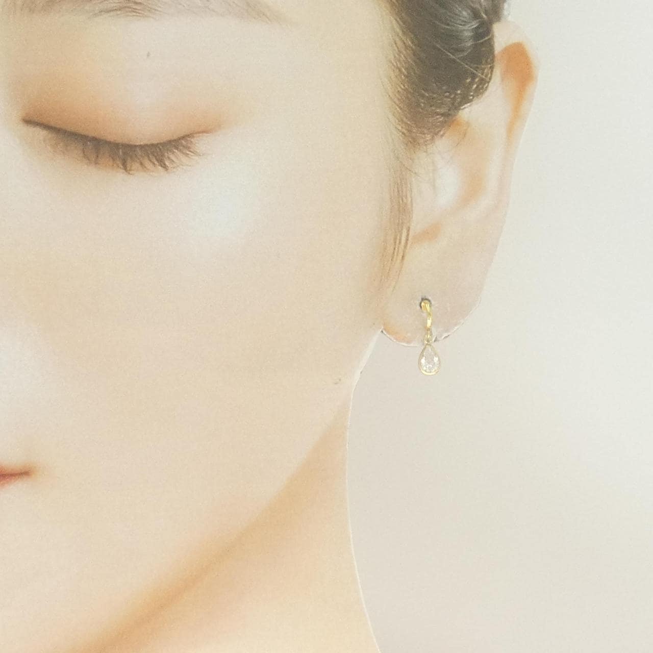 [新品] K18YG 立方体耳环