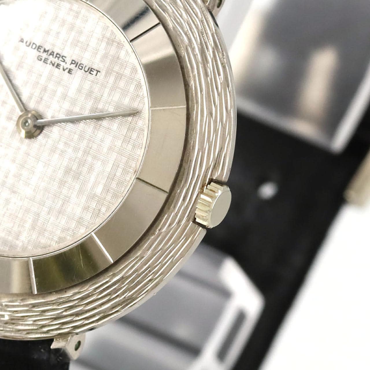 【ノーメンテナンス特価】オーデマ･ピゲ ディスコヴォランテ WG WG 手巻