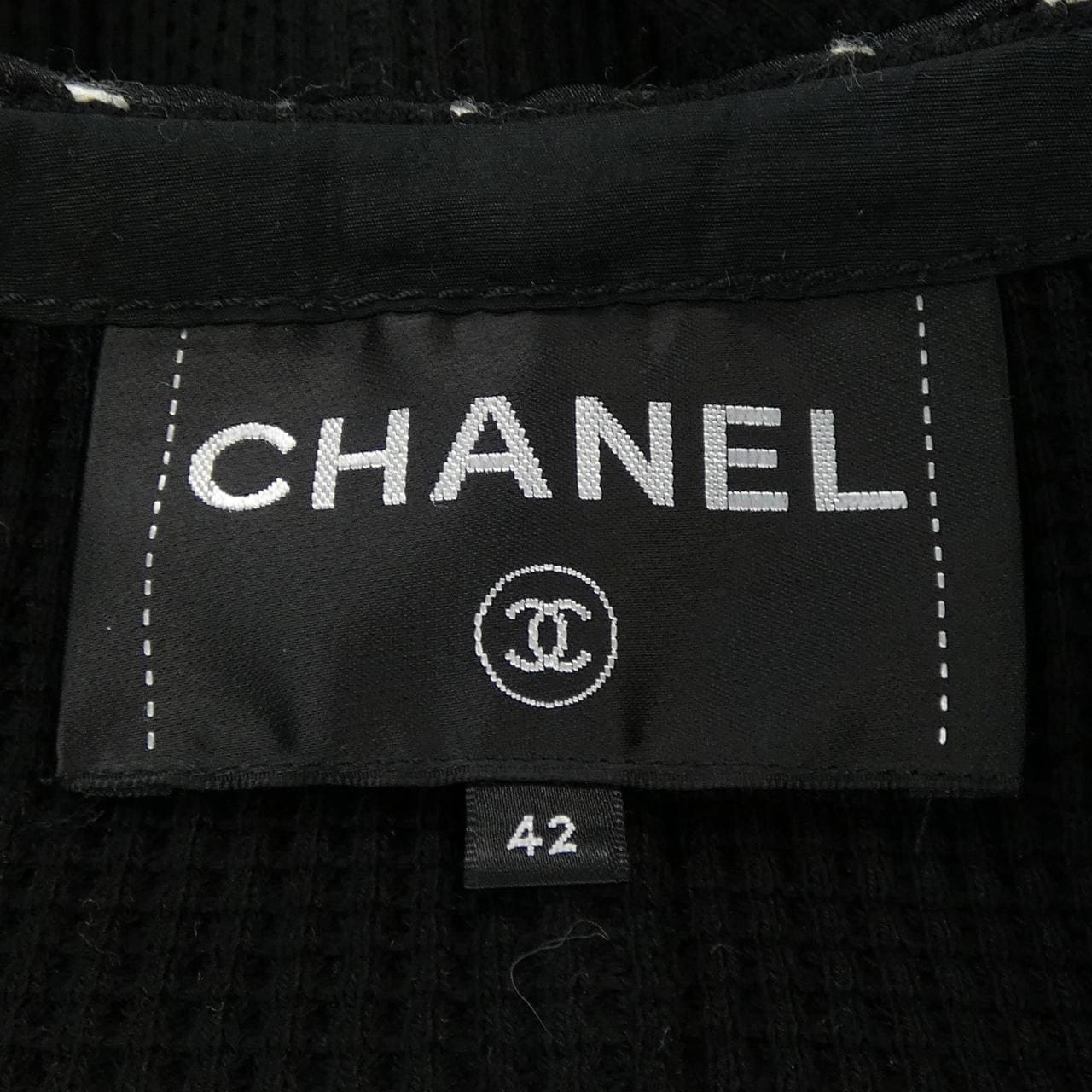 シャネル CHANEL P70028V60820 21C ノーカラージャケット