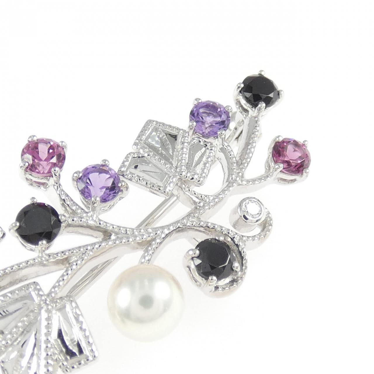 K18WG カラーストーン ブローチ