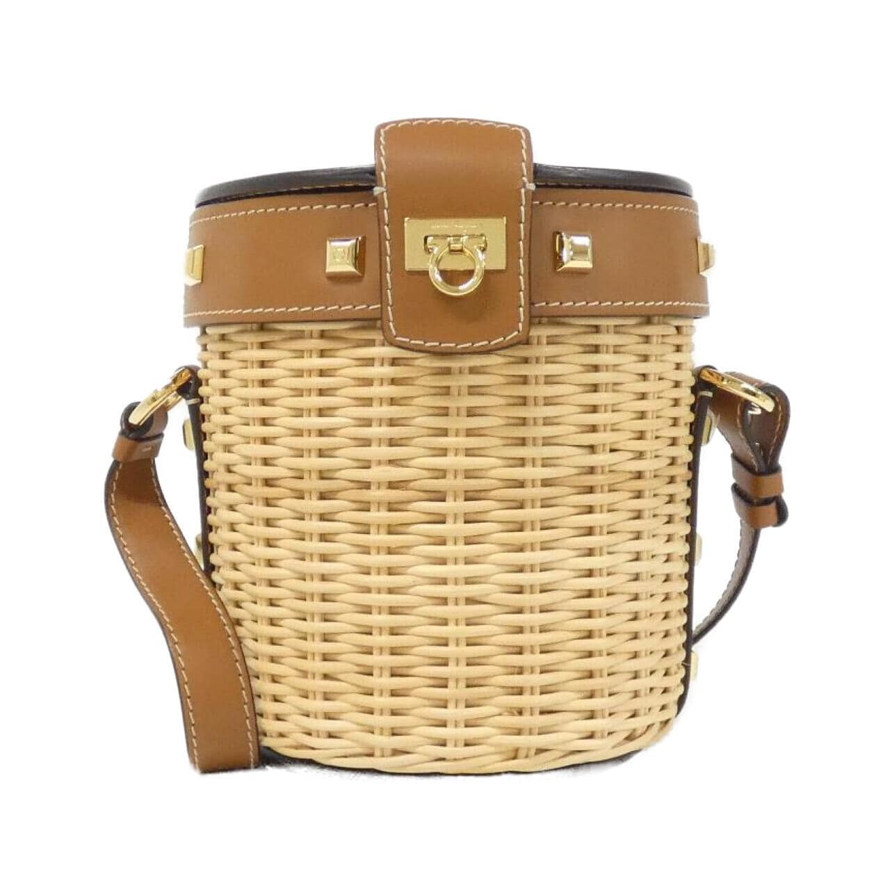 サルヴァトーレフェラガモ 21 H687 ショルダーバッグ