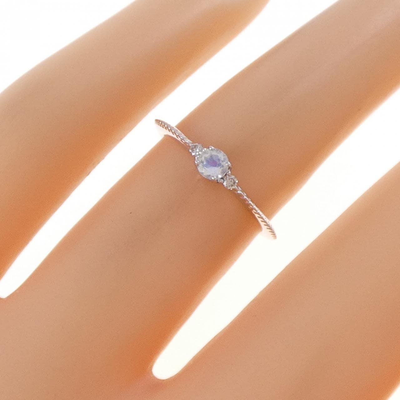 K10WG ムーンストーン リング