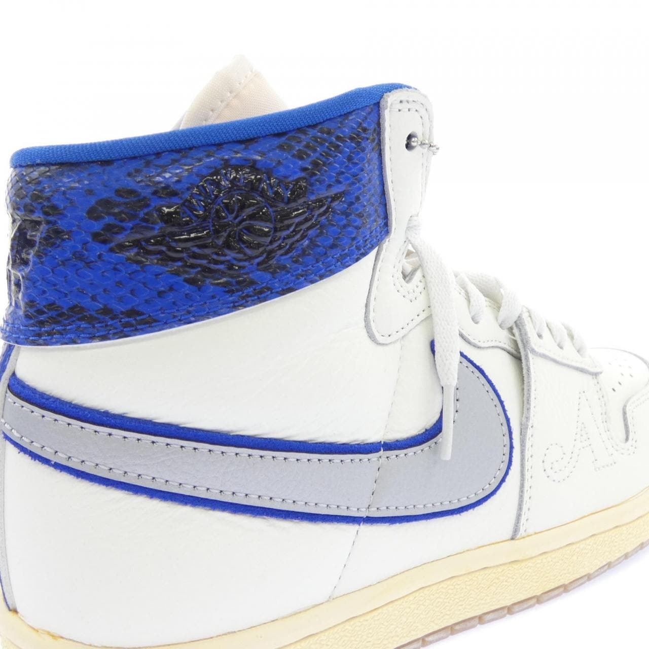 ナイキ ジョーダン NIKE JORDAN FN8675-104 スニーカー