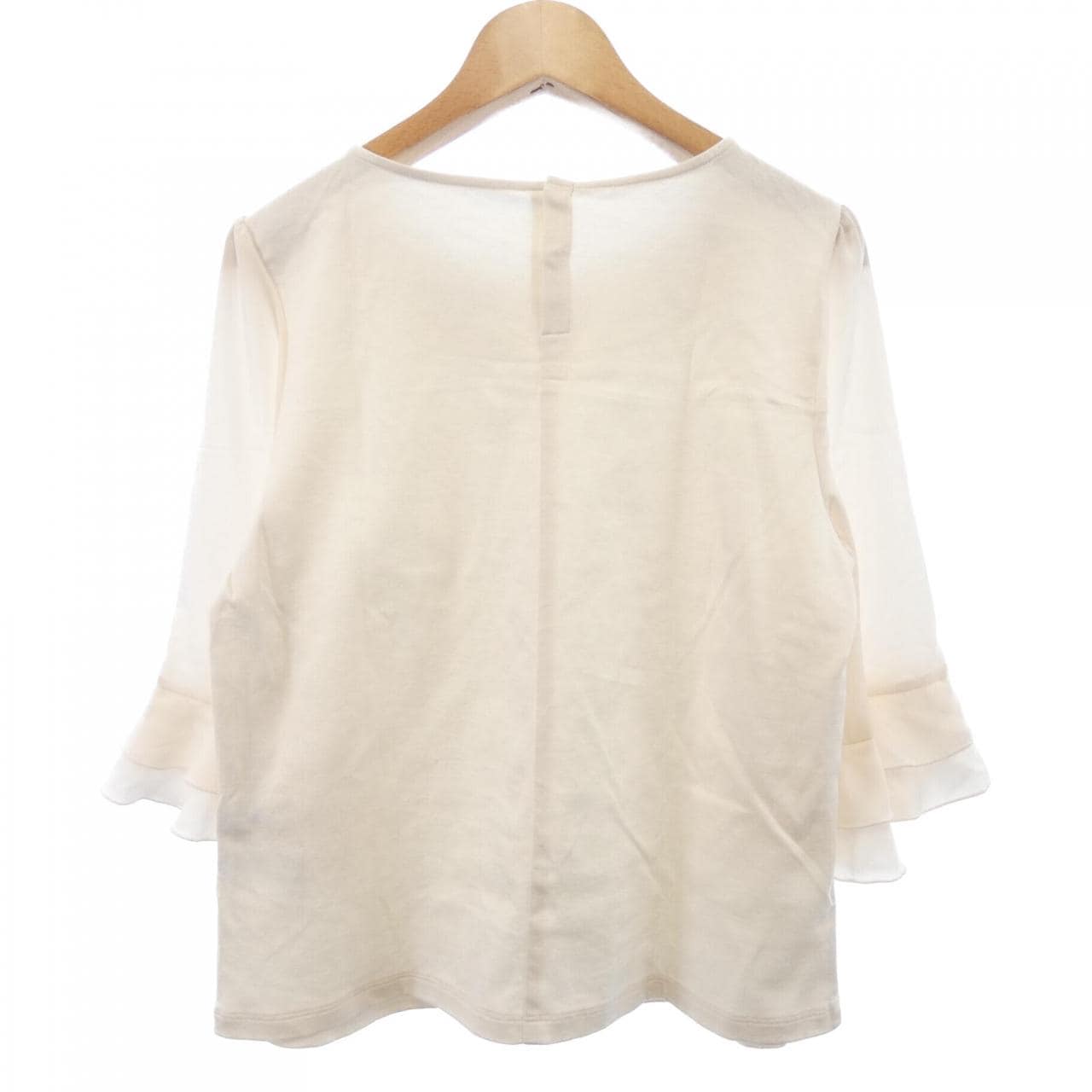 トゥービーシック TO BE CHIC トップス