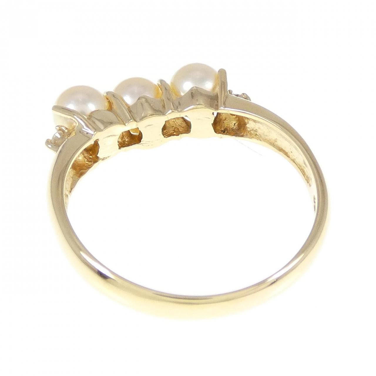 K18YG Akoya pearl ring