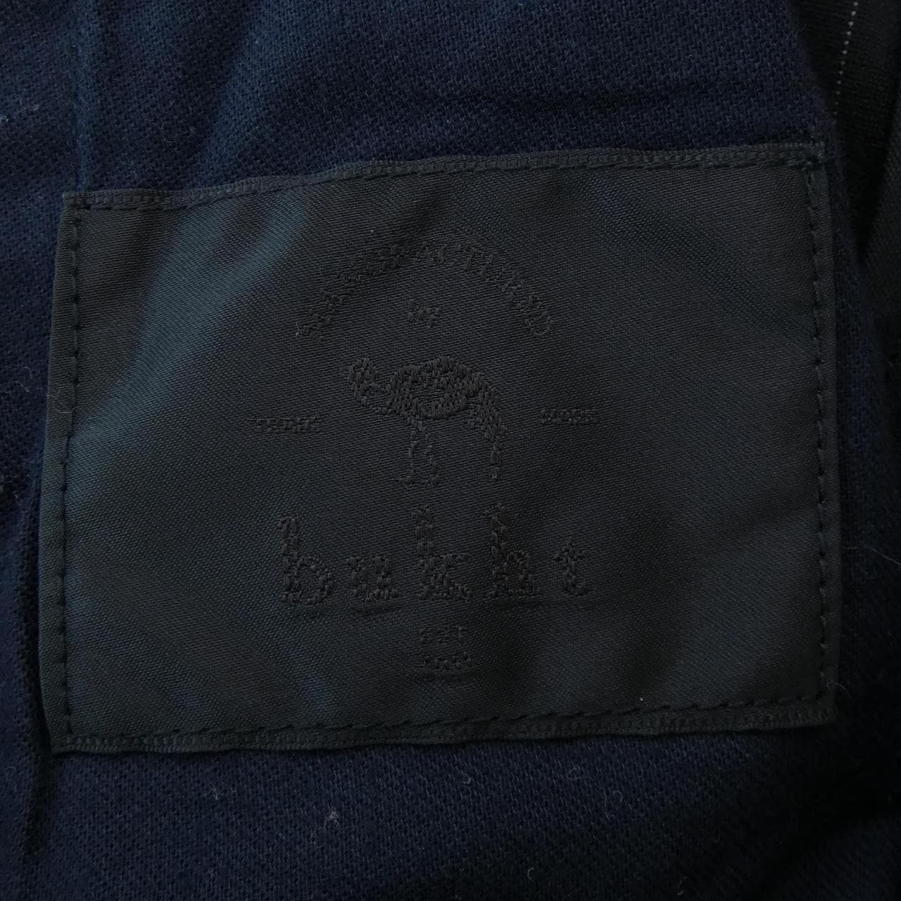 ブフト BUKHT パンツ