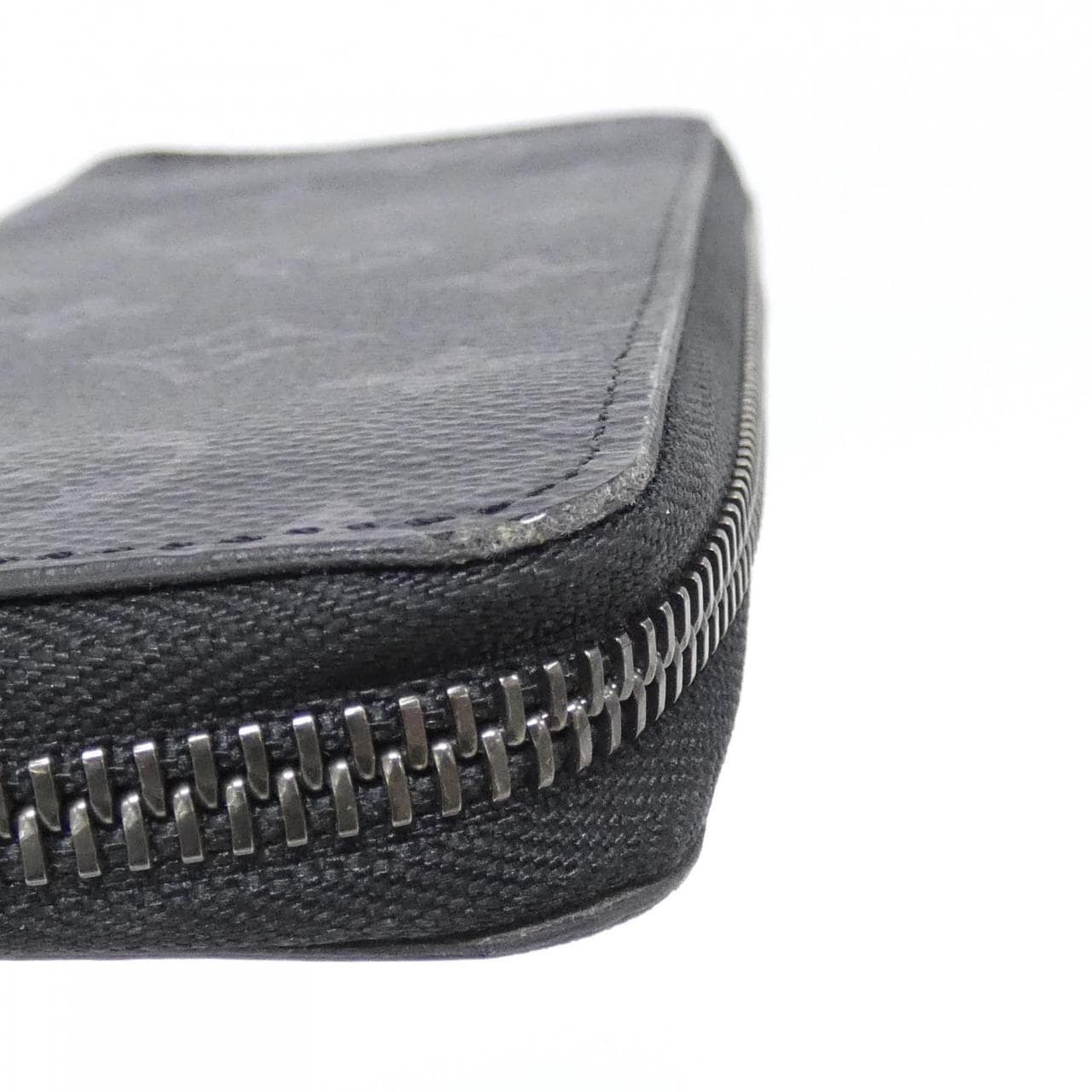 ルイヴィトン モノグラム エクリプス ジッピー ウォレット ヴェルティカル M62295 財布