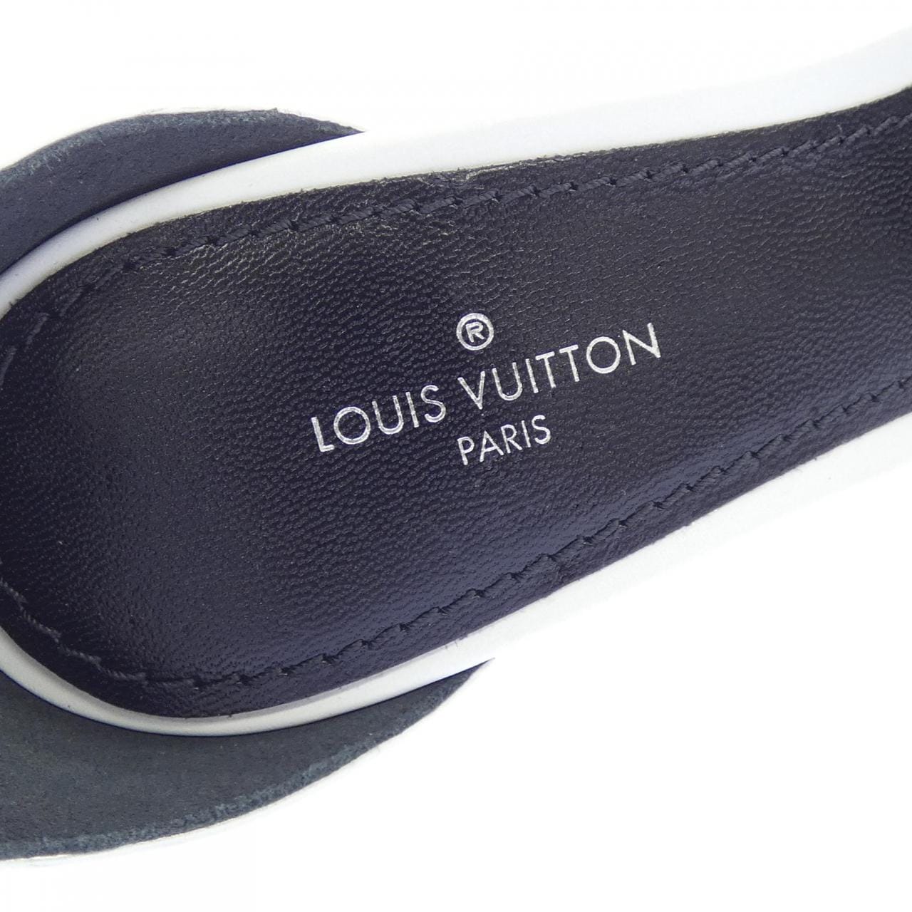 ルイヴィトン LOUIS VUITTON NL0139 サンダル