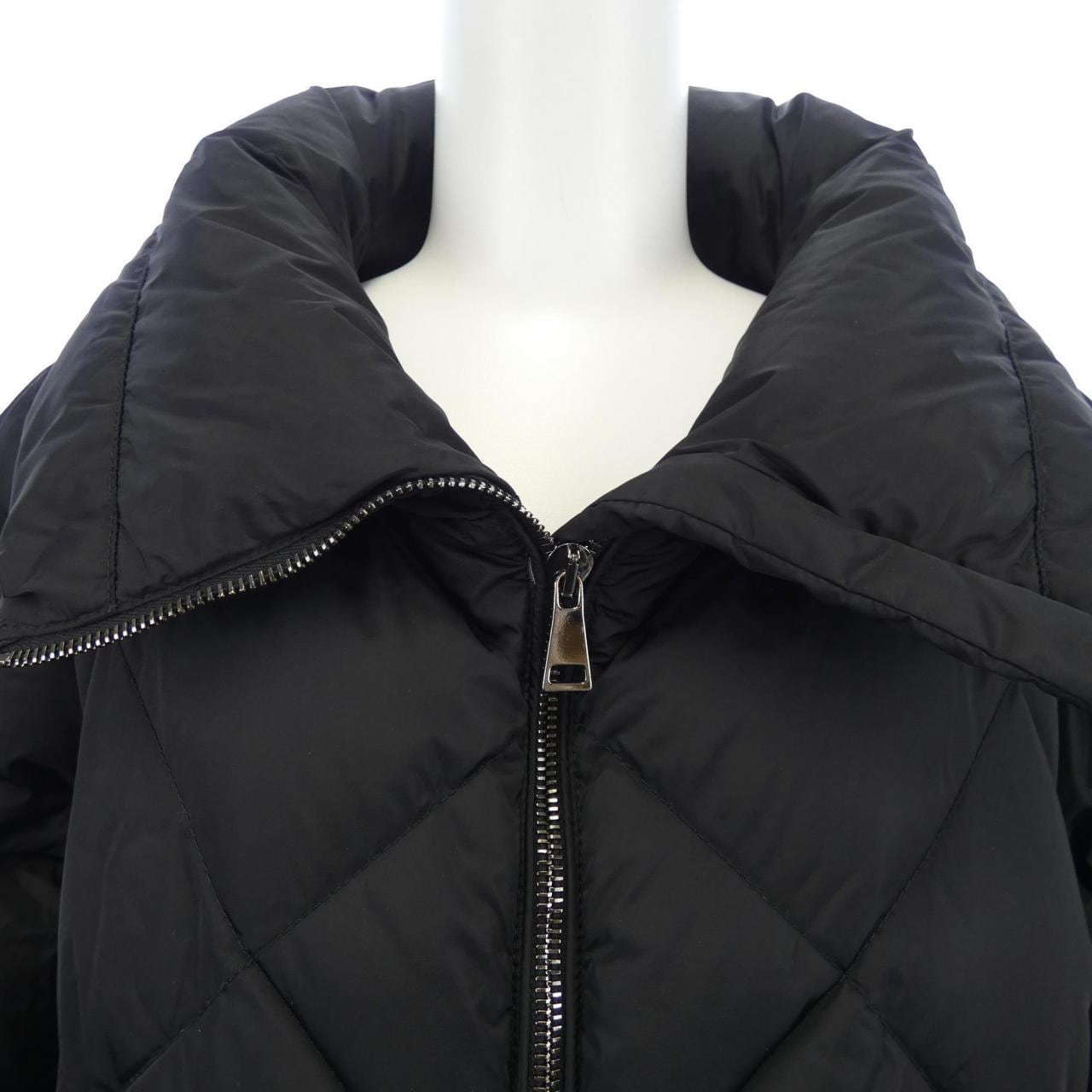 モンクレール MONCLER ダウンコート