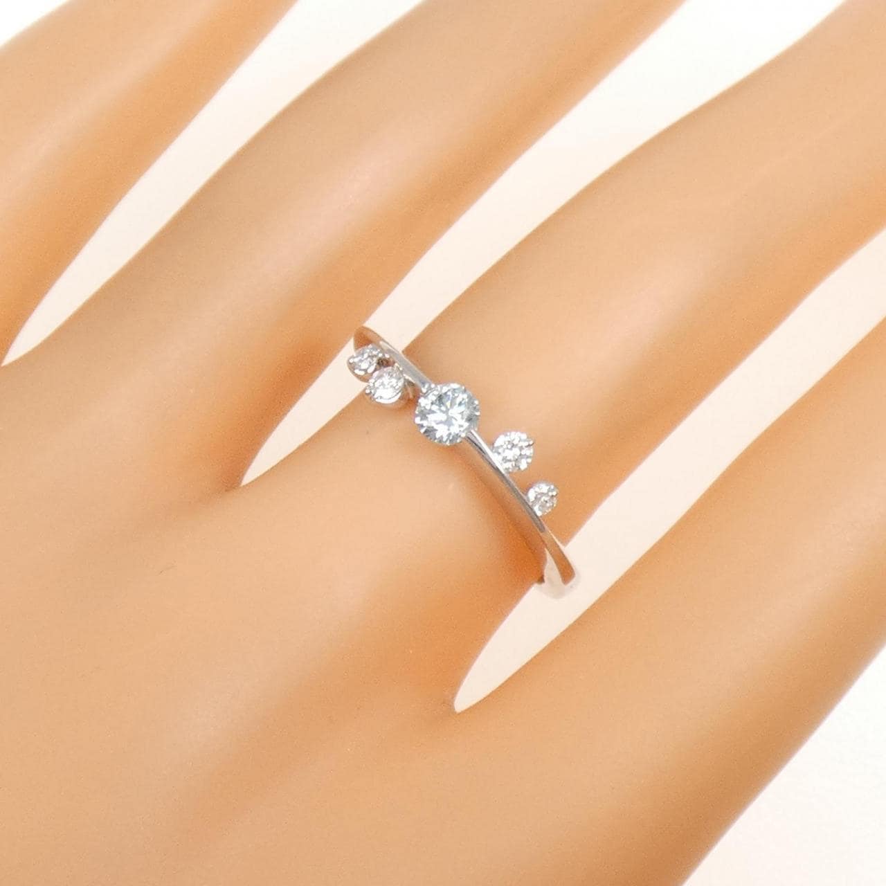 K18WG ダイヤモンド リング 0.216CT