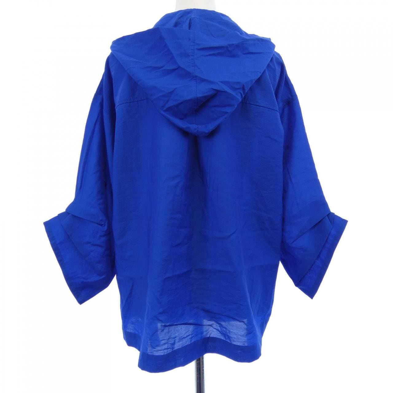 GRAND TABLE トップス