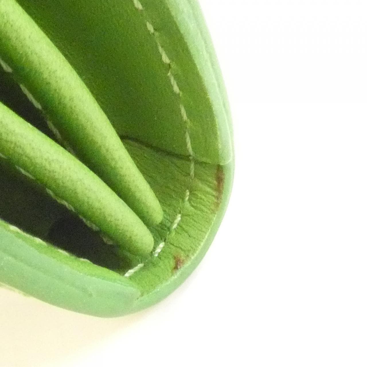 ルイヴィトン ヴェルニ ポルトフォイユ サラ M93635 財布