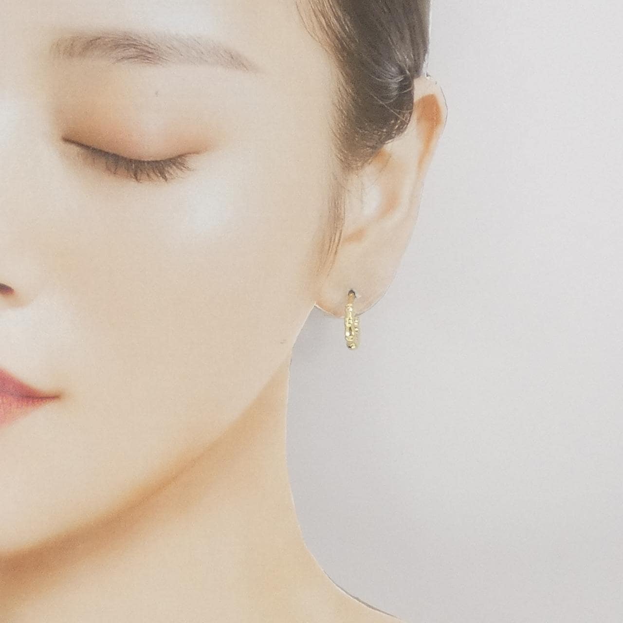 ウノアエレ 750YG ピアス