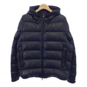 モンクレール MONCLER ダウンジャケット