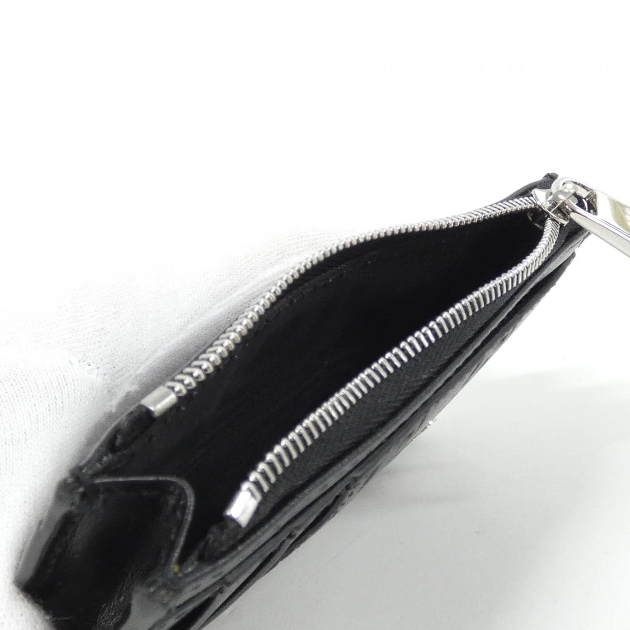 【新品】グッチ 597560 CWC1N コインケース