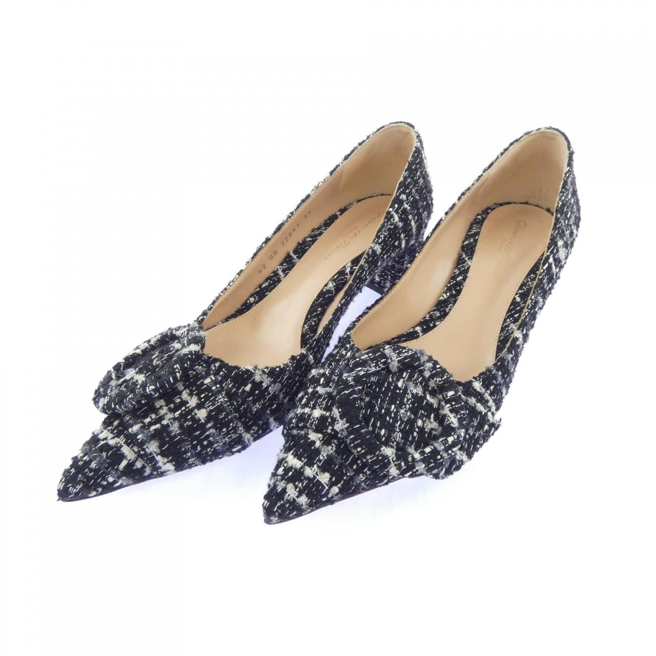 ジャンヴィトロッシ GIANVITO ROSSI パンプス