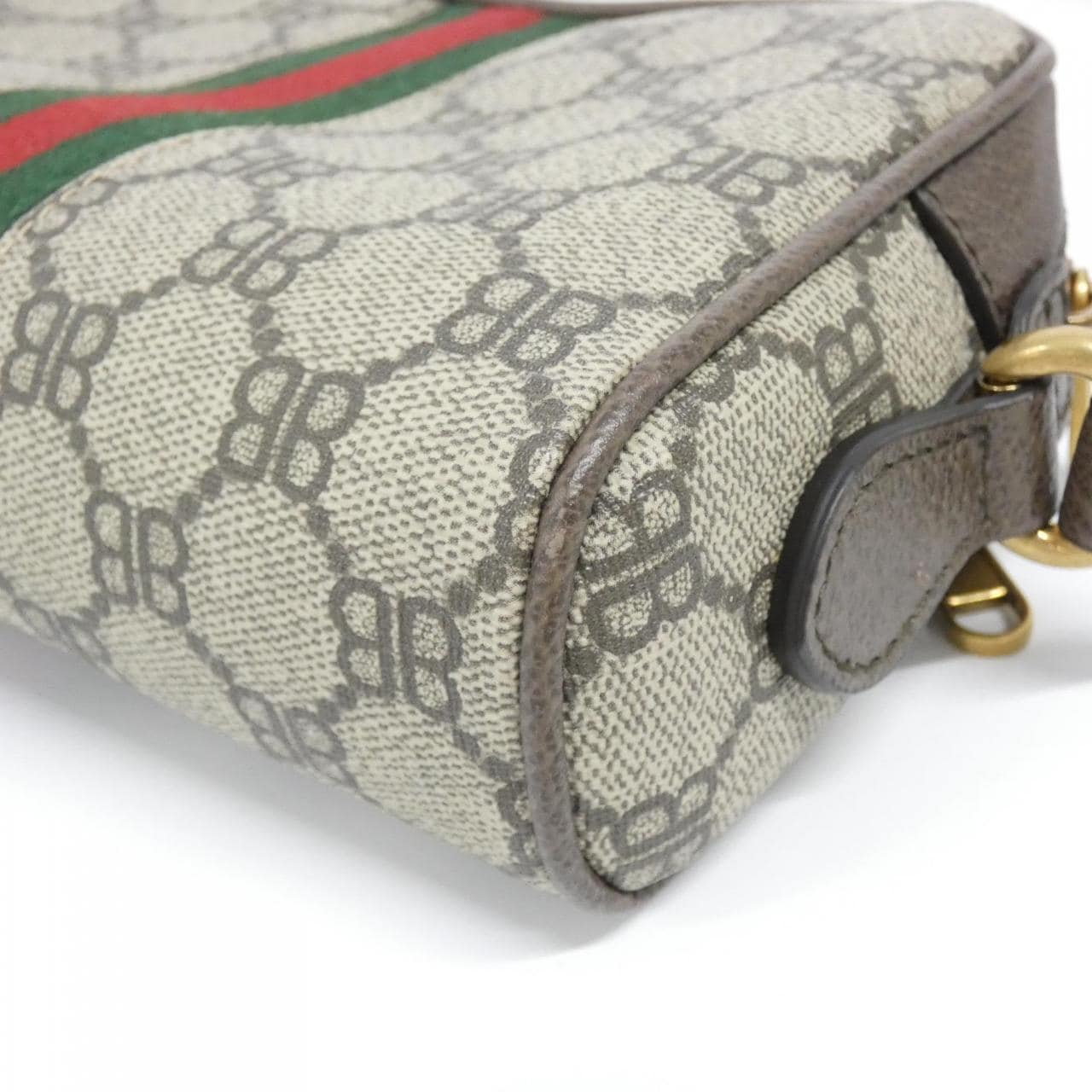 バレンシアガ ハッカー カメラ バッグ 680128 2103U ショルダーバッグ