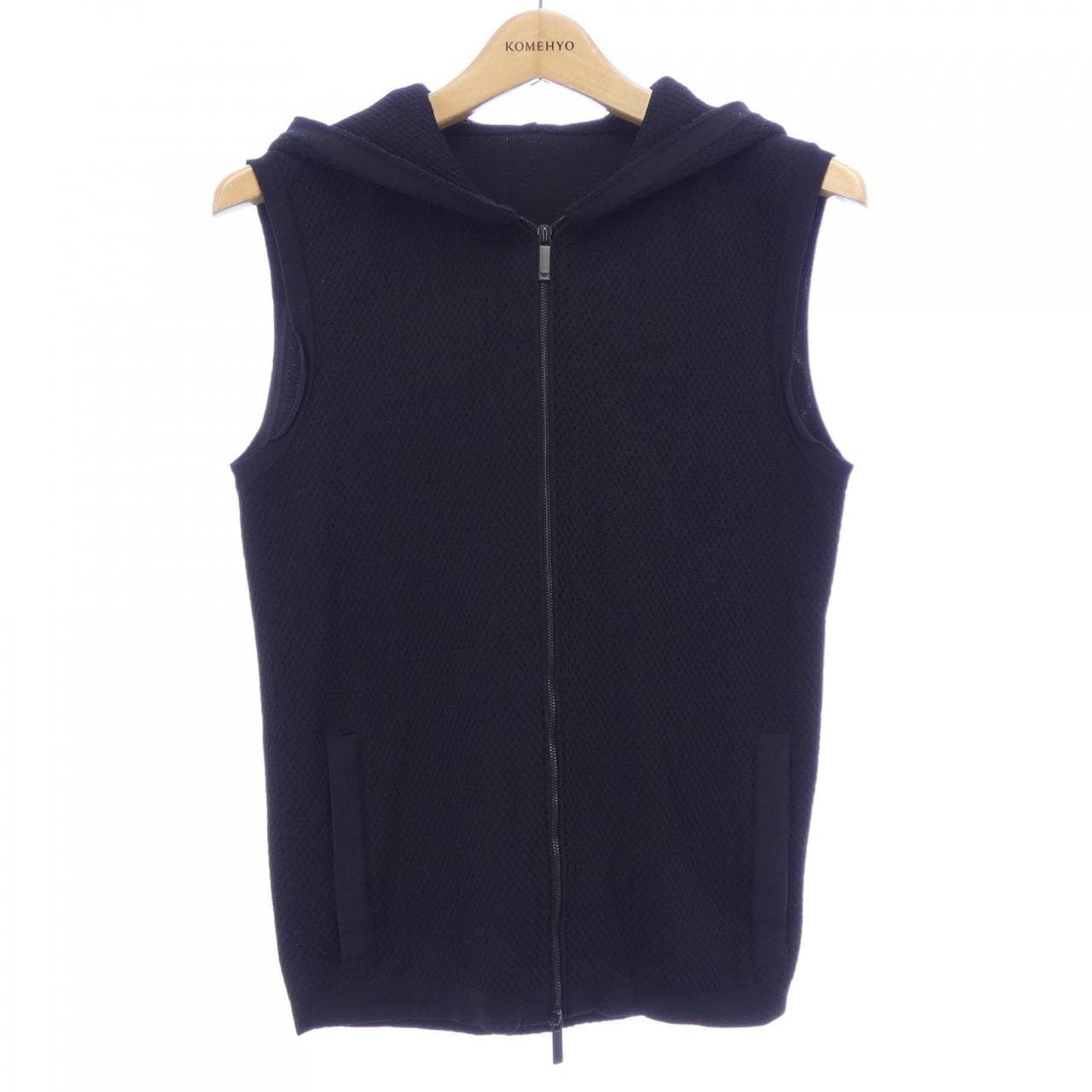 エンポリオアルマーニ EMPORIO ARMANI ベスト