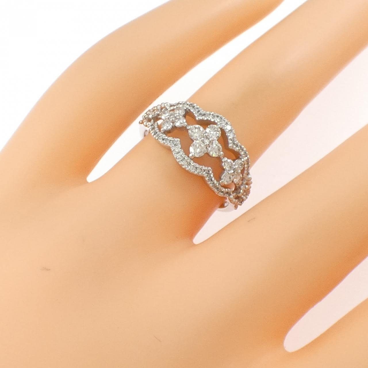 PT900 フラワー ダイヤモンド リング 0.50CT