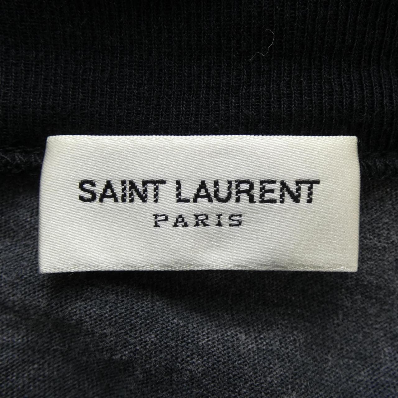 SAINT LAURENT T 卹