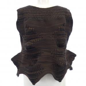 イッセイミヤケ ISSEY MIYAKE IM31KN797 トップス