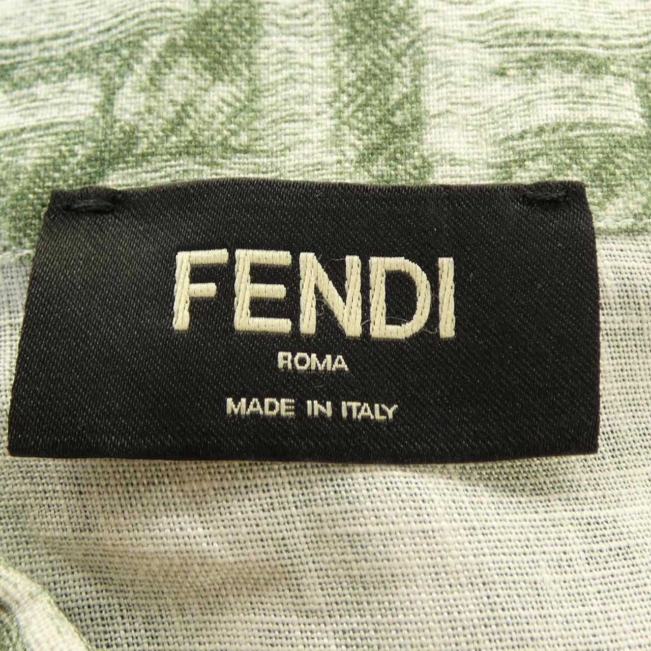 フェンディ FENDI FS0795 AR62 S／Sシャツ